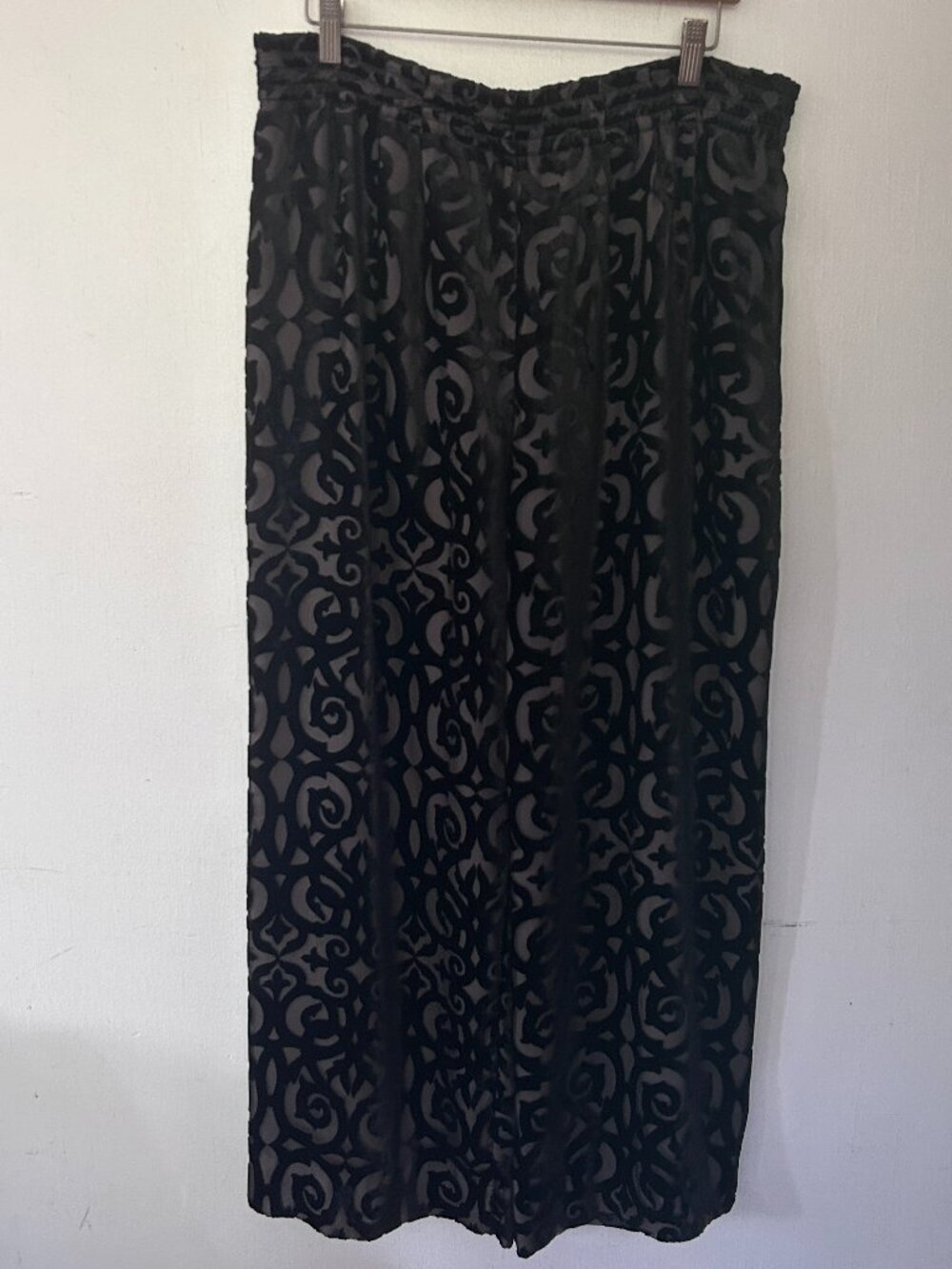 Emanuel Ungaro Vintage Couture Wide Leg‎ Pants Small Black Raised Velvet Burnout